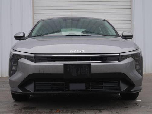 Steel Gray 2025 Kia K4 LXS
