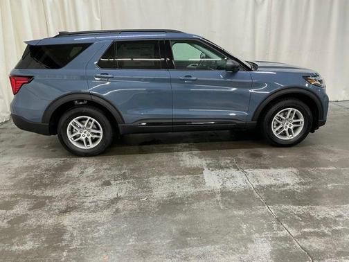 Vapor Blue Metallic 2026 Ford Explorer Active