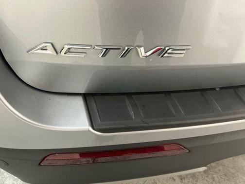 ICONIC SILVER METALLIC 2025 Ford Explorer Active