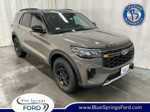 Marsh Gray 2026 Ford Explorer Tremor