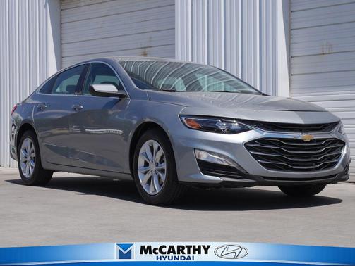 Sterling Gray Metallic 2025 Chevrolet Malibu FWD 1LT