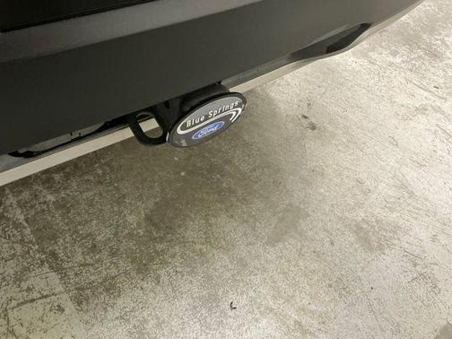 AGATE BLACK METALLIC 2020 Ford Explorer XLT