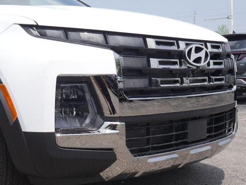 Atlas White 2026 Hyundai SANTA CRUZ Limited