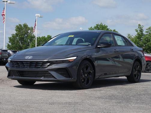 Ecotronic Gray 2026 Hyundai ELANTRA Sport
