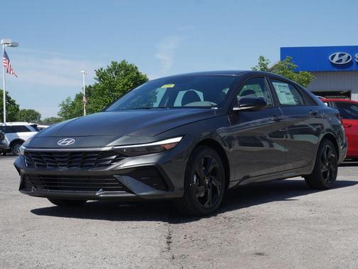 Amazon Gray 2026 Hyundai ELANTRA Sport