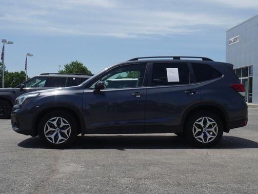 Magnetite Gray Metallic 2021 Subaru Forester Premium