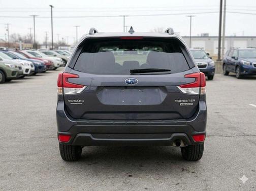 Magnetite Gray Metallic 2021 Subaru Forester Premium