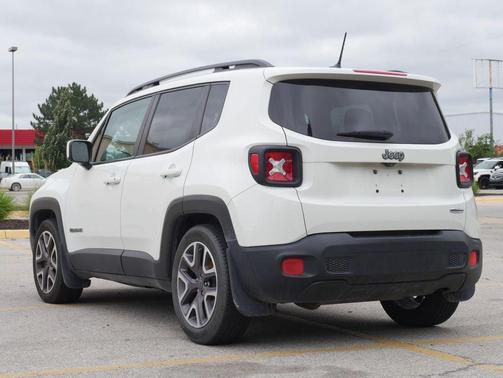 Alpine White 2015 Jeep Renegade Latitude