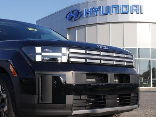 Phantom Black 2026 Hyundai SANTA FE SE