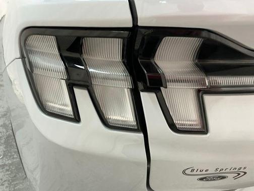 Space White Metallic 2022 Ford Mustang Mach-E Select