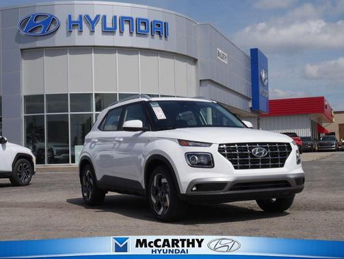 Lunar White 2026 Hyundai VENUE SEL