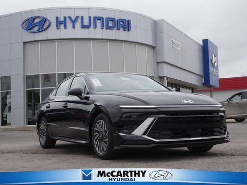 Abyss Black 2026 Hyundai SONATA Hybrid SE