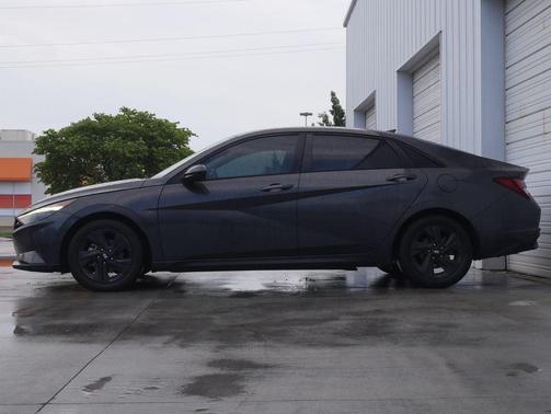 Portofino Gray 2021 Hyundai ELANTRA SEL