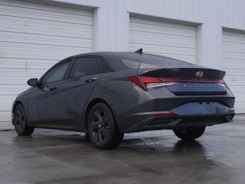 Portofino Gray 2021 Hyundai ELANTRA SEL