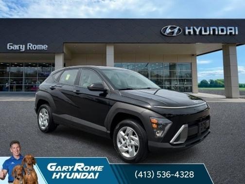 Black 2024 Hyundai KONA SE