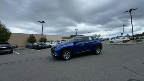 2023 Hyundai TUCSON SE