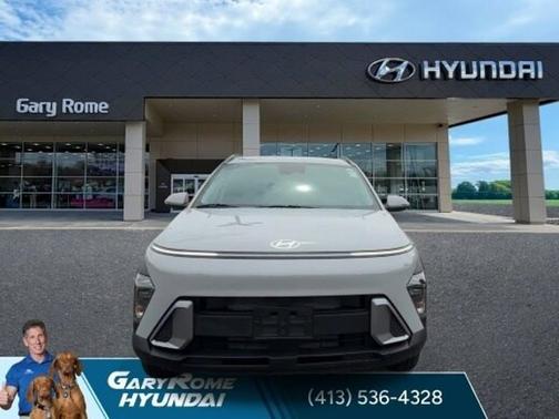 Gray 2025 Hyundai KONA SEL