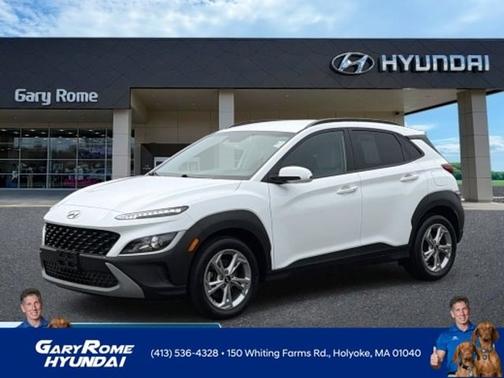White 2023 Hyundai KONA SEL