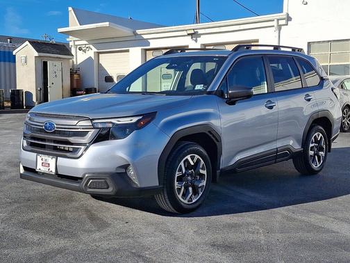 2025 Subaru Forester Premium