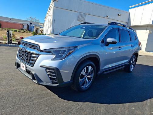 2023 Subaru Ascent Premium