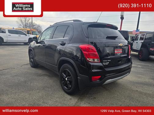 Black Metallic 2020 Chevrolet Trax LT