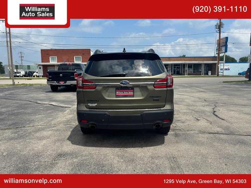 Autumn Green Metallic 2022 Subaru Ascent Onyx Edition
