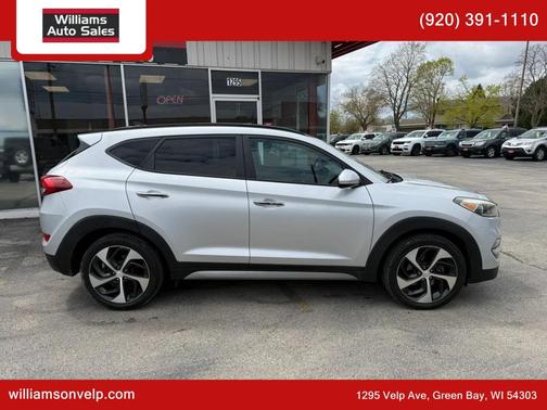 Molten Silver 2017 Hyundai TUCSON Limited