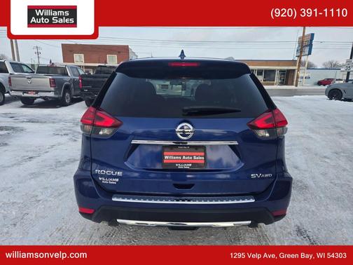 2017 Nissan Rogue SV