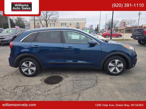 Deep Cerulean 2018 Kia Niro LX