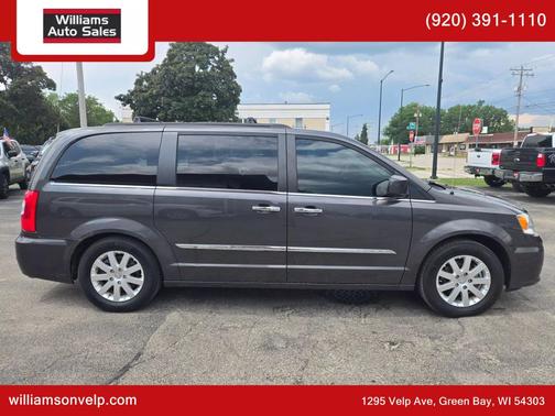 2015 Chrysler Town & Country Touring