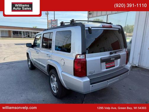 2010 Jeep Commander Sport