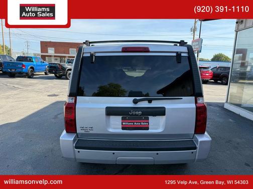 2010 Jeep Commander Sport