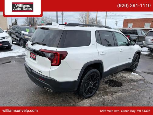 2023 GMC Acadia SLT