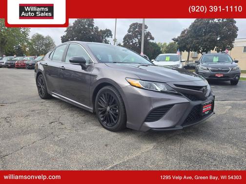 2020 Toyota Camry SE