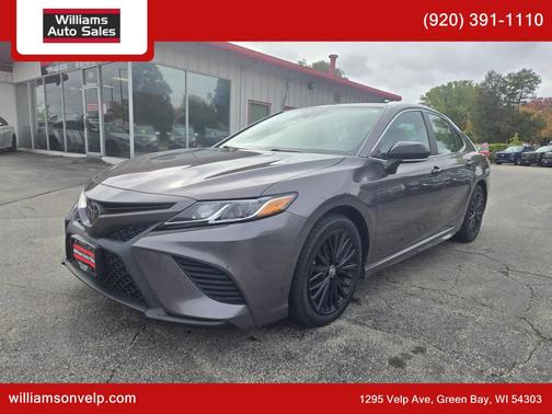 2020 Toyota Camry SE