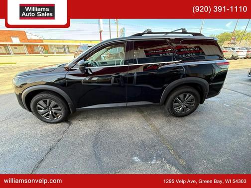 Black 2023 Nissan Pathfinder SV