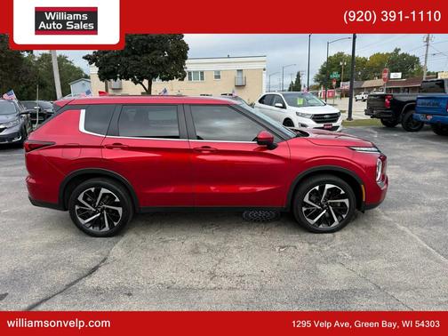2022 Mitsubishi Outlander ES
