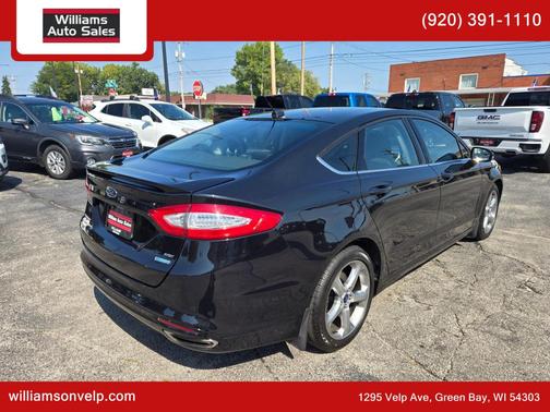 2015 Ford Fusion SE