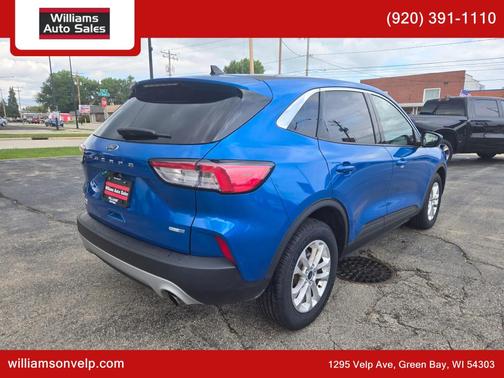 2020 Ford Escape SE