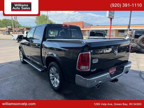 Brilliant Black Crystal Pearlcoat 2016 RAM 1500 Longhorn