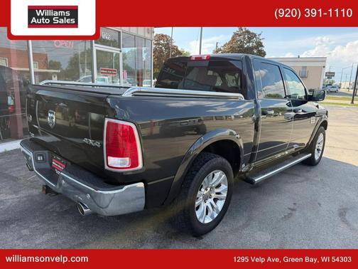 Brilliant Black Crystal Pearlcoat 2016 RAM 1500 Longhorn