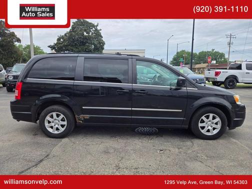 2010 Chrysler Town & Country Touring