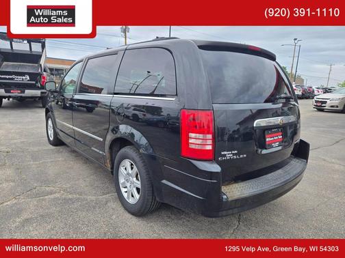 2010 Chrysler Town & Country Touring