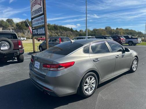 2016 Kia Optima LX