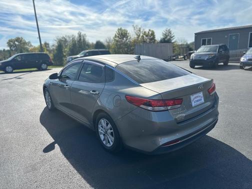 2016 Kia Optima LX
