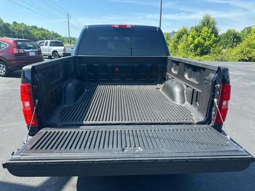 Imperial Blue Metallic 2009 Chevrolet Silverado 1500 LT Crew Cab