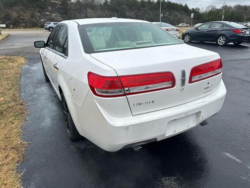 2011 Lincoln MKZ Hybrid Base