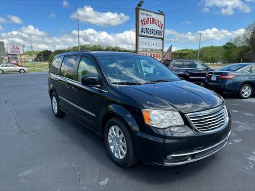 2014 Chrysler Town & Country Touring