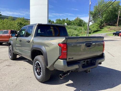 2025 Toyota Tacoma TRD Off Road