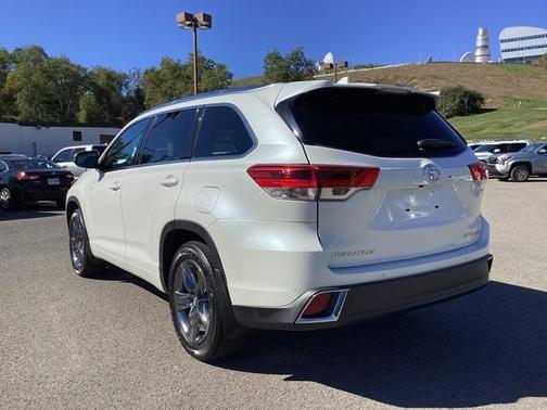 2019 Toyota Highlander Limited Platinum